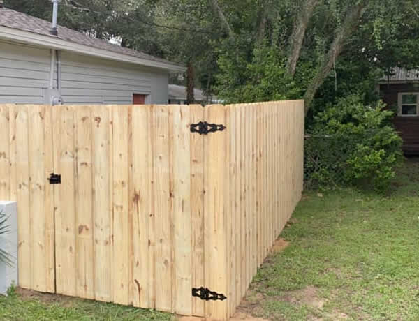 Wood Fencing in Central Florida